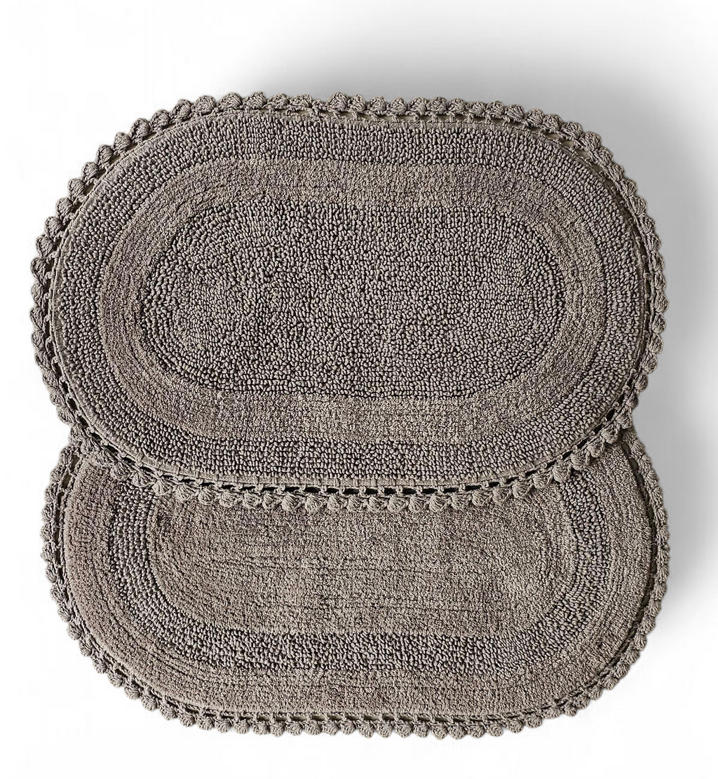 Luxury Crochet Reversible Oval Bathmat – Handmade Cotton Flat Weave Mat, Camel (50x80 cm)