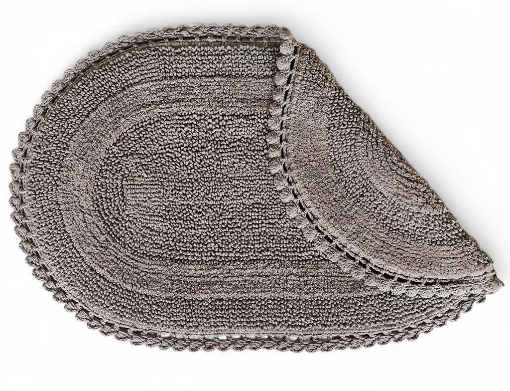 Luxury Crochet Reversible Oval Bathmat – Handmade Cotton Flat Weave Mat, Camel (50x80 cm)